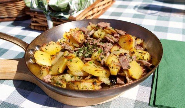 Egy igazán finom helyi fogás: a Gröstl, fotó: hetedhetorszag.hu