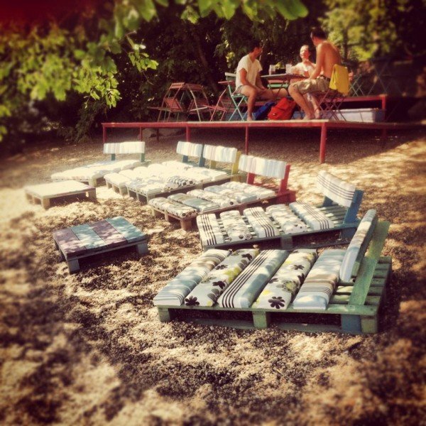 Idén is várják a lazítani vagy romantikázni vágyó párokat a seggiolák