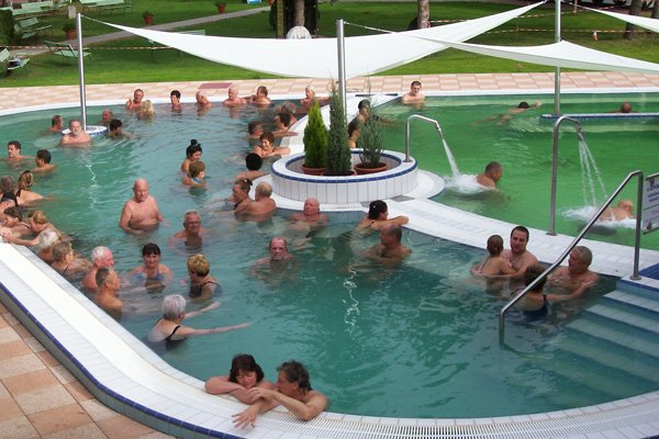 Hegykő termálfürdő