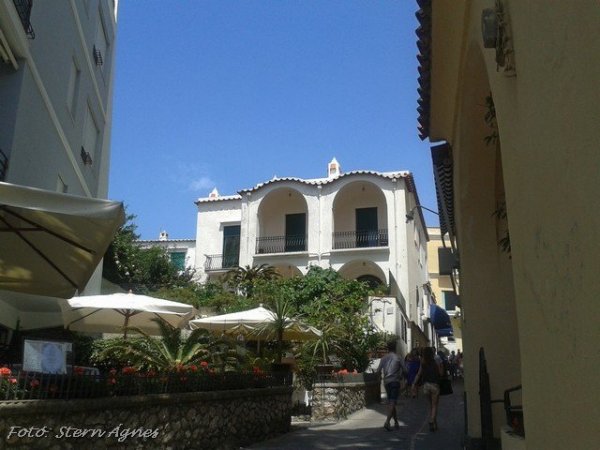 Capri utcakép