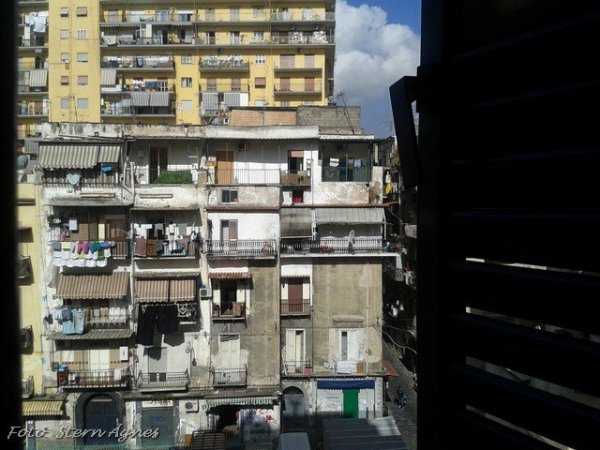 Kilátás a nápolyi szállodából