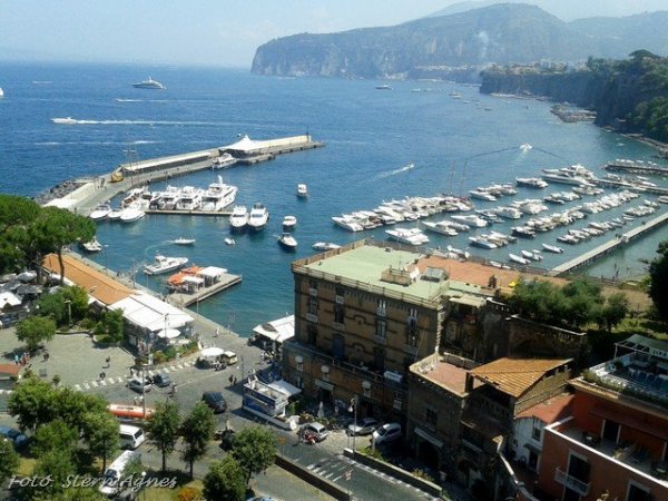 Kilátás a kikötőre