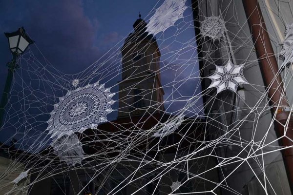 crochet-lace-street-art-nespoon-8